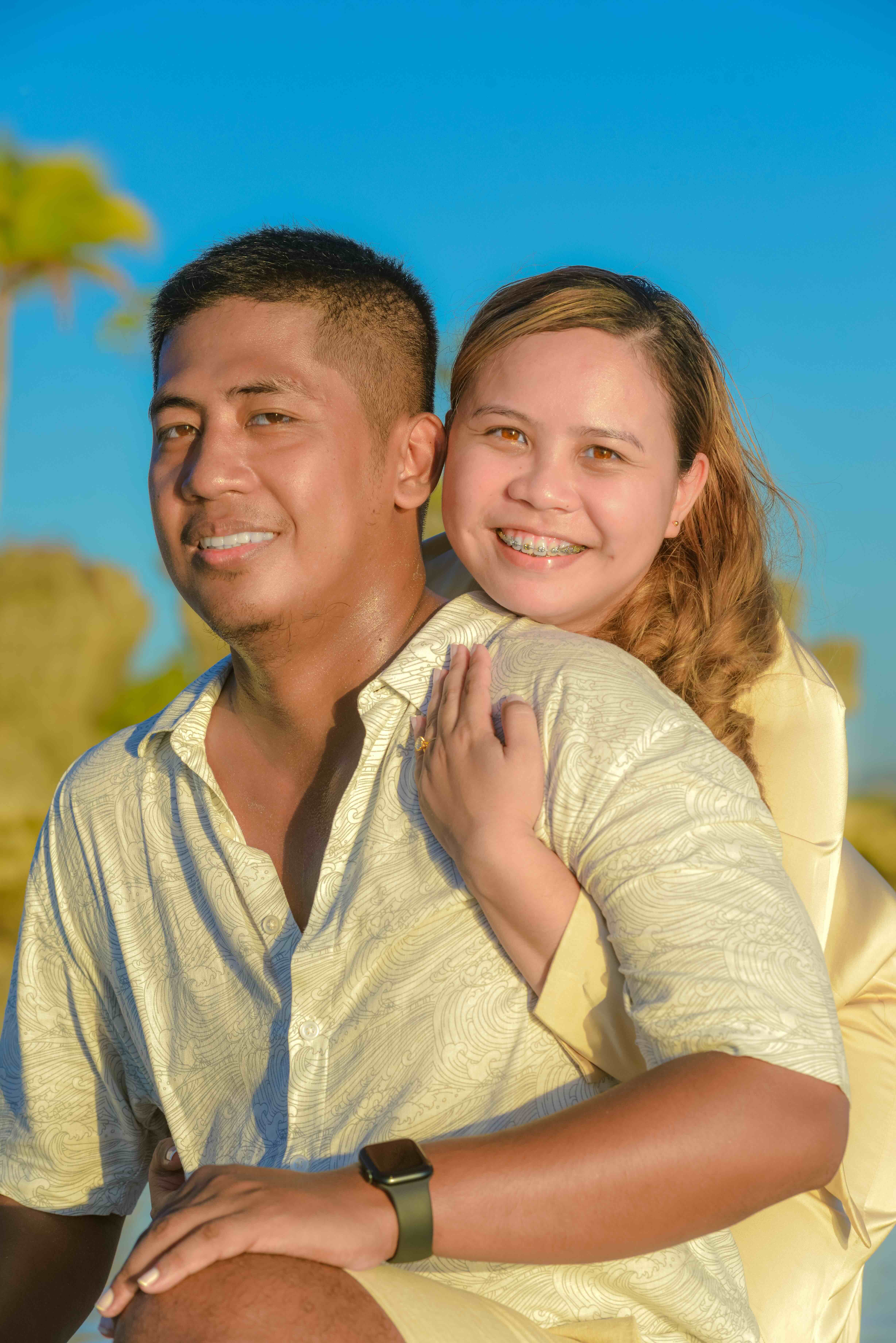 Jewel and Lloyd smiling for the camera